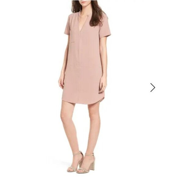 New All In Favor Women Pink Adobe V Neck Hailey Crepe Mini Dress Size Small - Picture 1 of 12